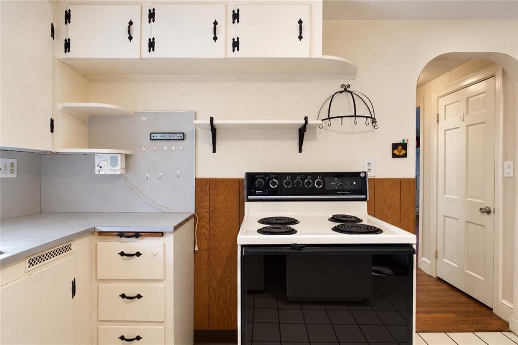 81 Park View Avenue Property Photo 13