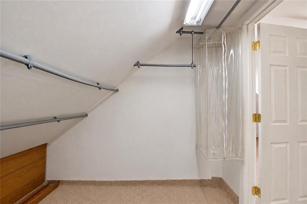 81 Park View Avenue Property Photo 33