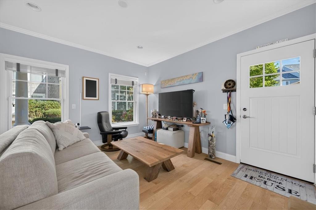 20 Narragansett Avenue Unit 300 Property Photo 10