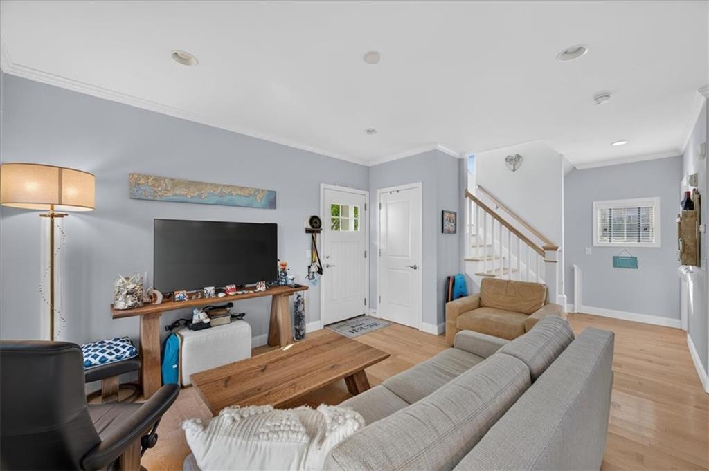20 Narragansett Avenue Unit 300 Property Photo 16