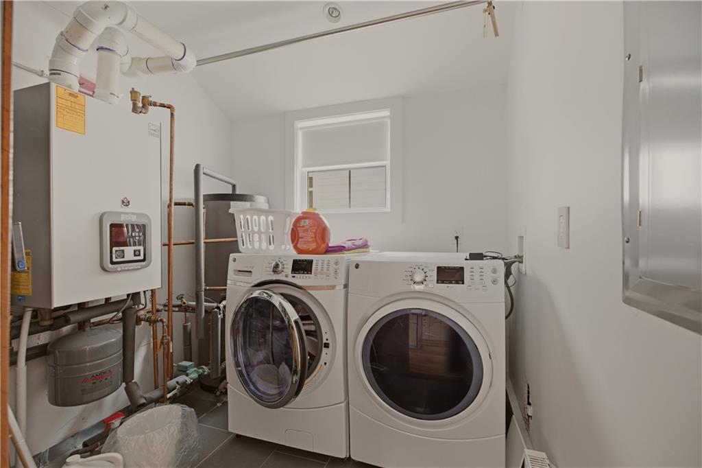 59 Houston Avenue Property Photo 9