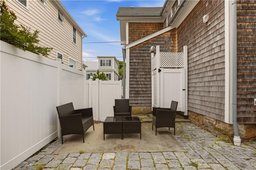 59 Houston Avenue Property Photo 25