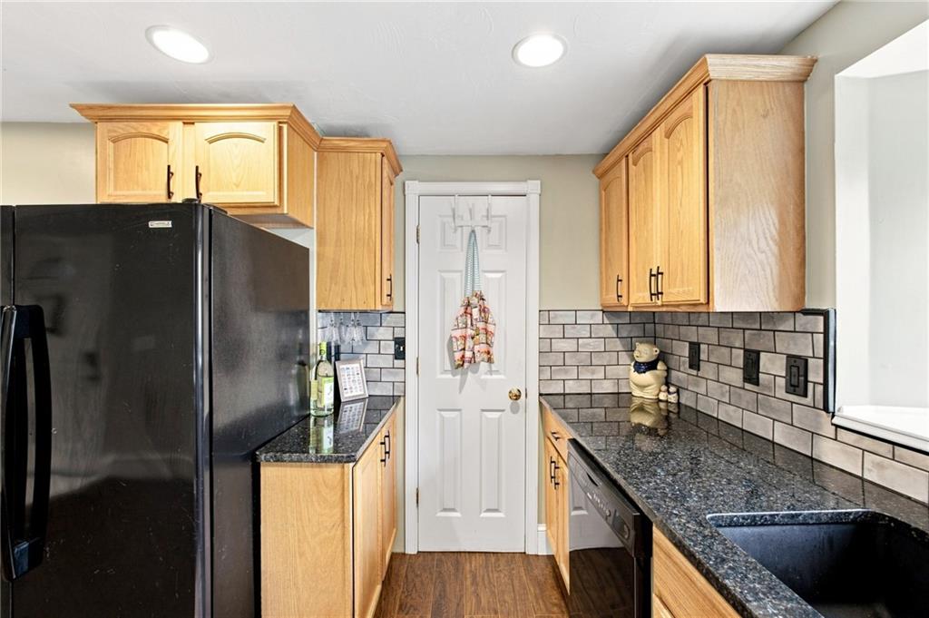 25 Stillwater Road Unit 3 Property Photo 13