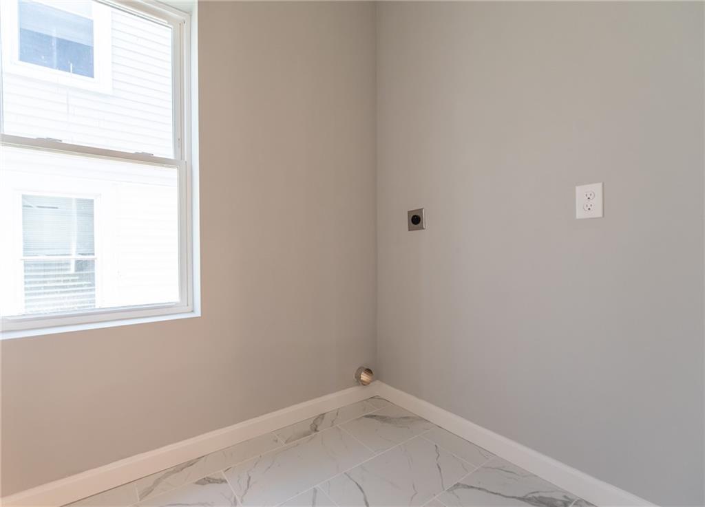 184 Avenue C Unit -2 Property Photo 14