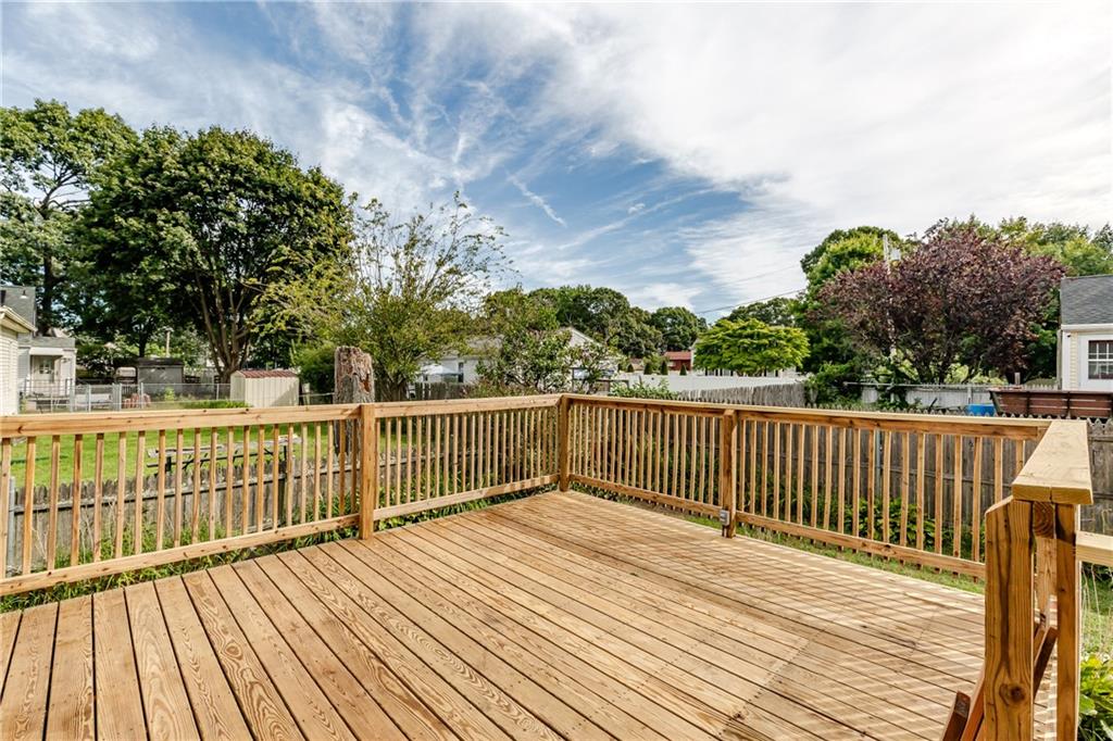 92 Hawksley Avenue Property Photo 3