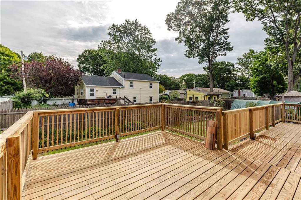 92 Hawksley Avenue Property Photo 4