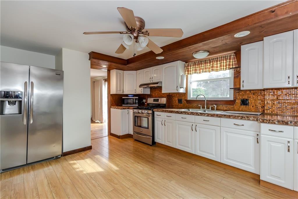 92 Hawksley Avenue Property Photo 7