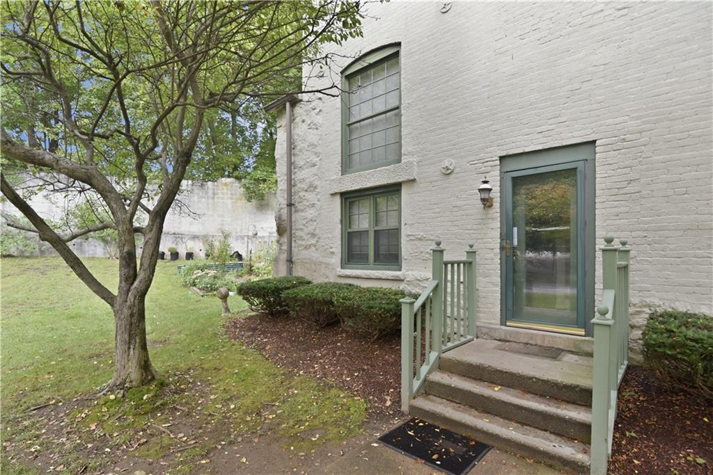 25 Higgins Street Unit 104 Property Photo 2