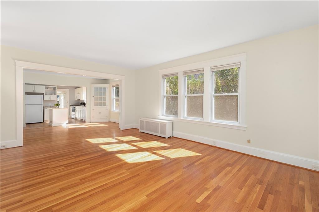 14 Taft Avenue Property Photo 4