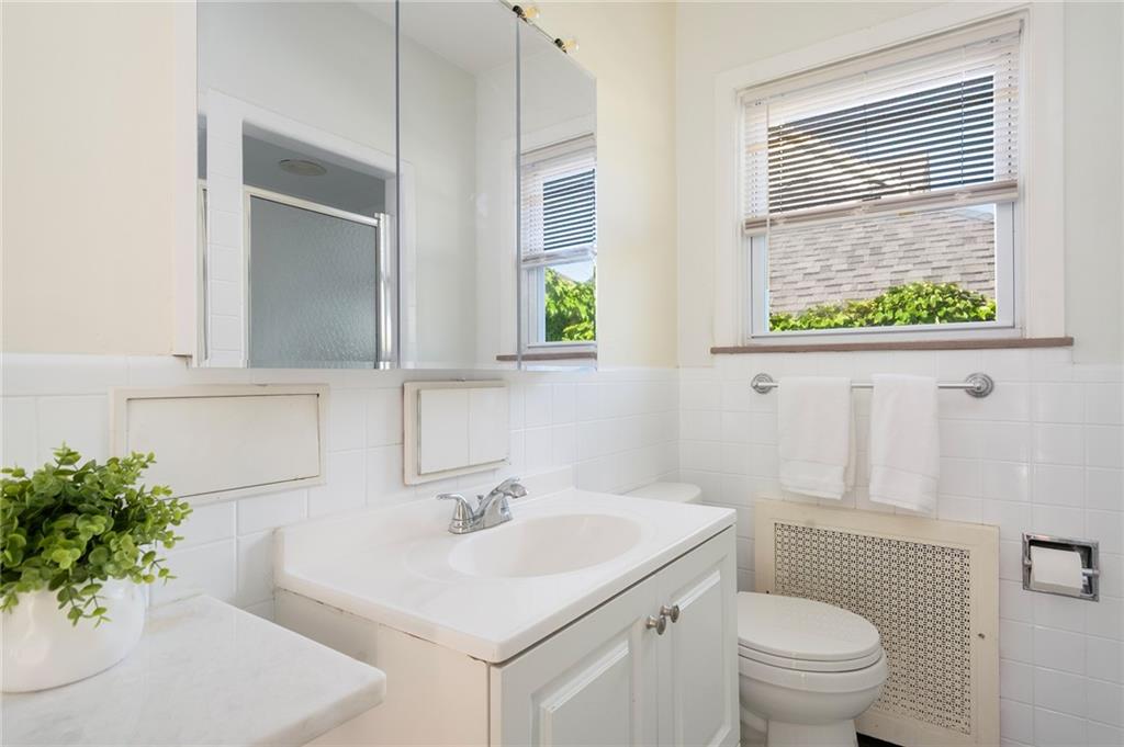 14 Taft Avenue Property Photo 19