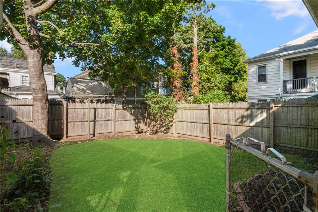 14 Taft Avenue Property Photo 25
