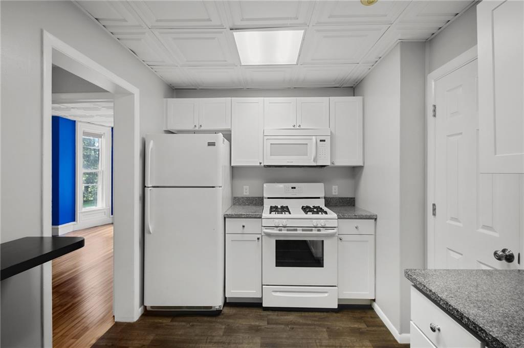 7 Nichols Lane Unit 2 Property Photo 12