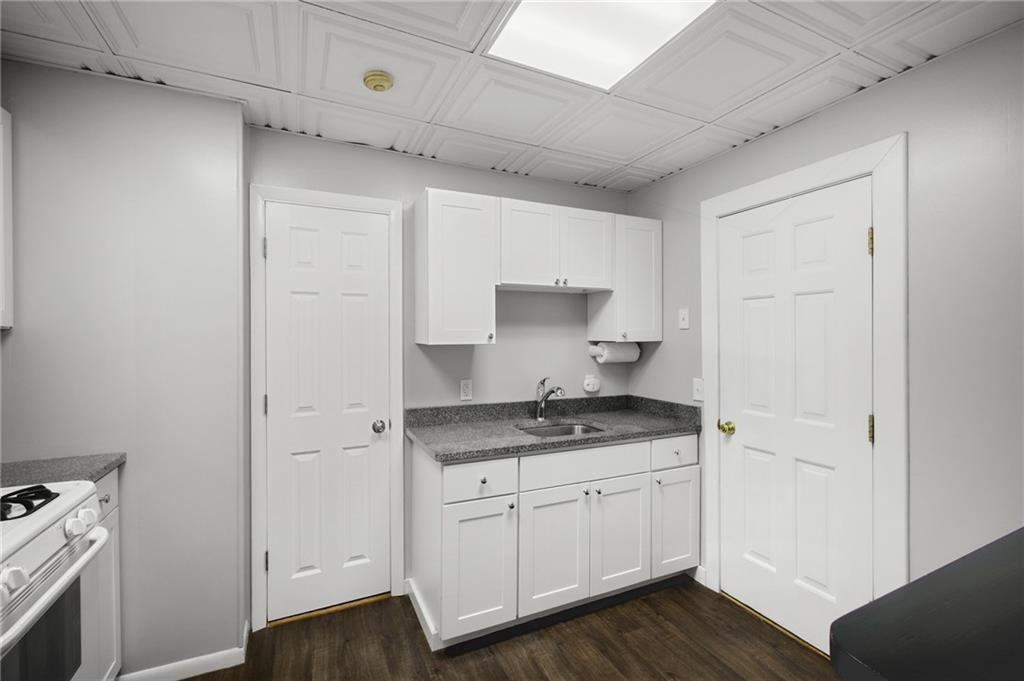 7 Nichols Lane Unit 2 Property Photo 13