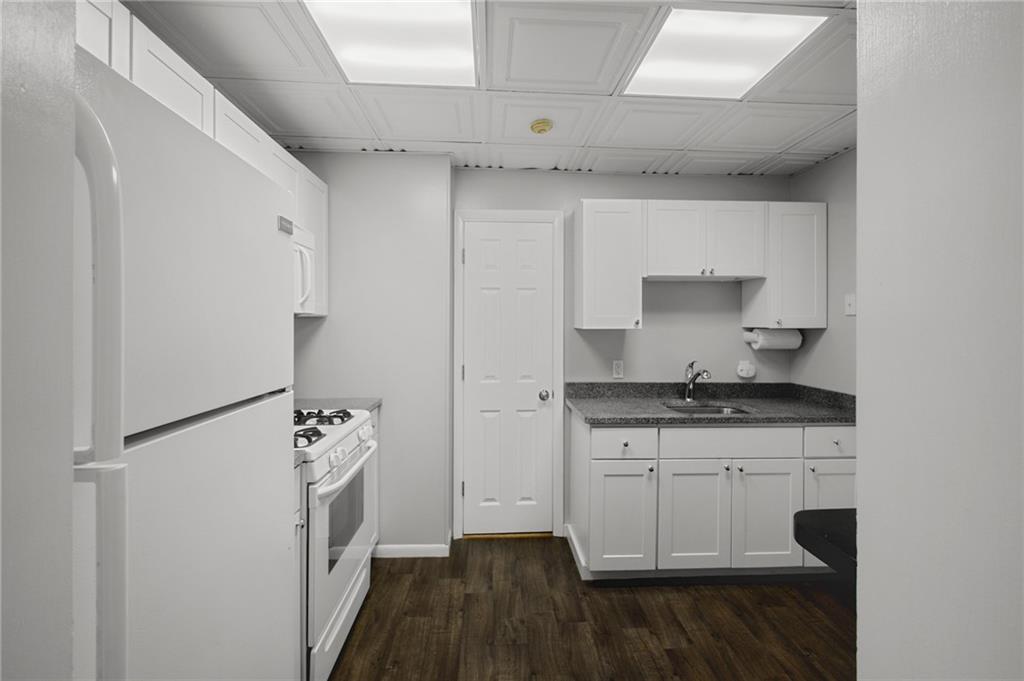 7 Nichols Lane Unit 2 Property Photo 14