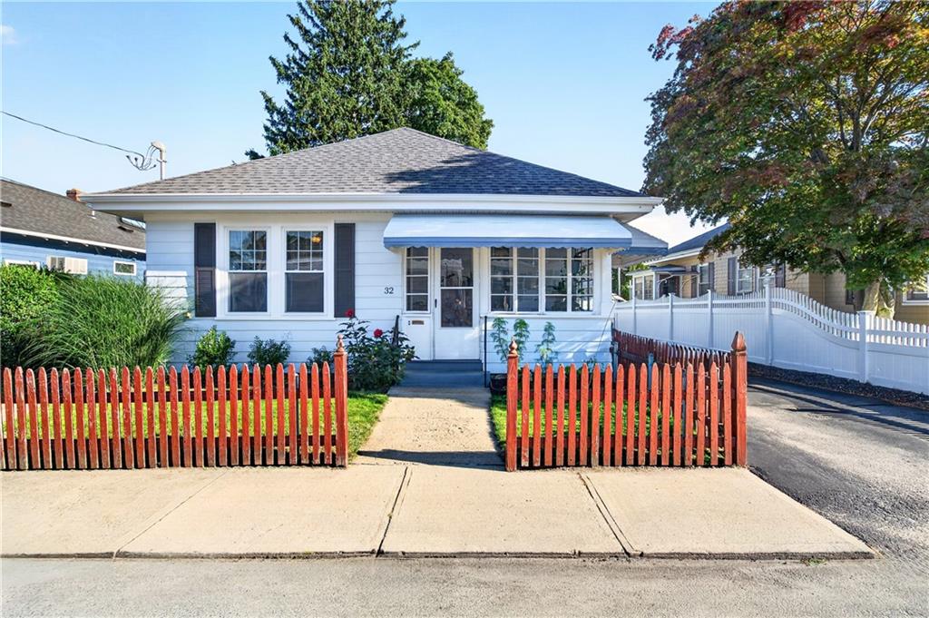 32 Leading Street Property Photo 1
