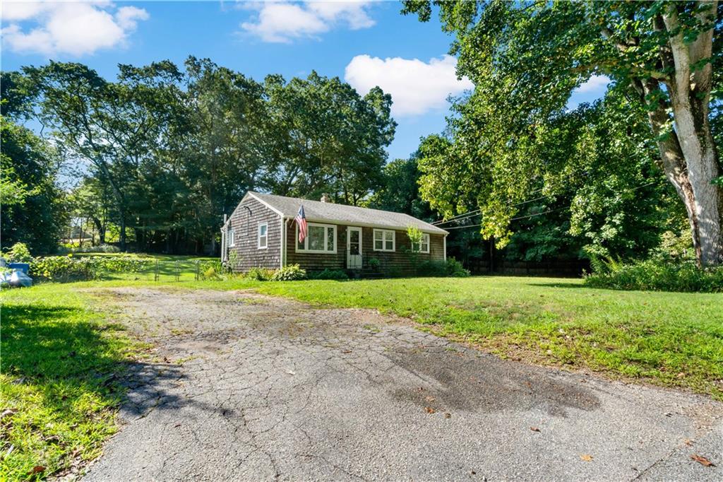 430 Pond Street Property Photo 3
