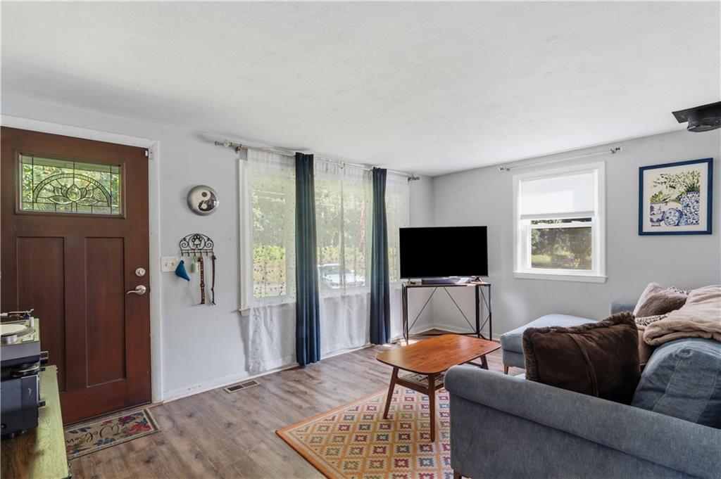 430 Pond Street Property Photo 10