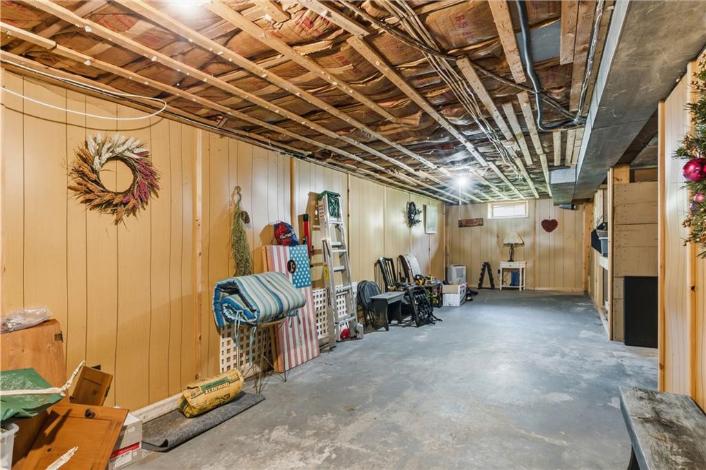 430 Pond Street Property Photo 24