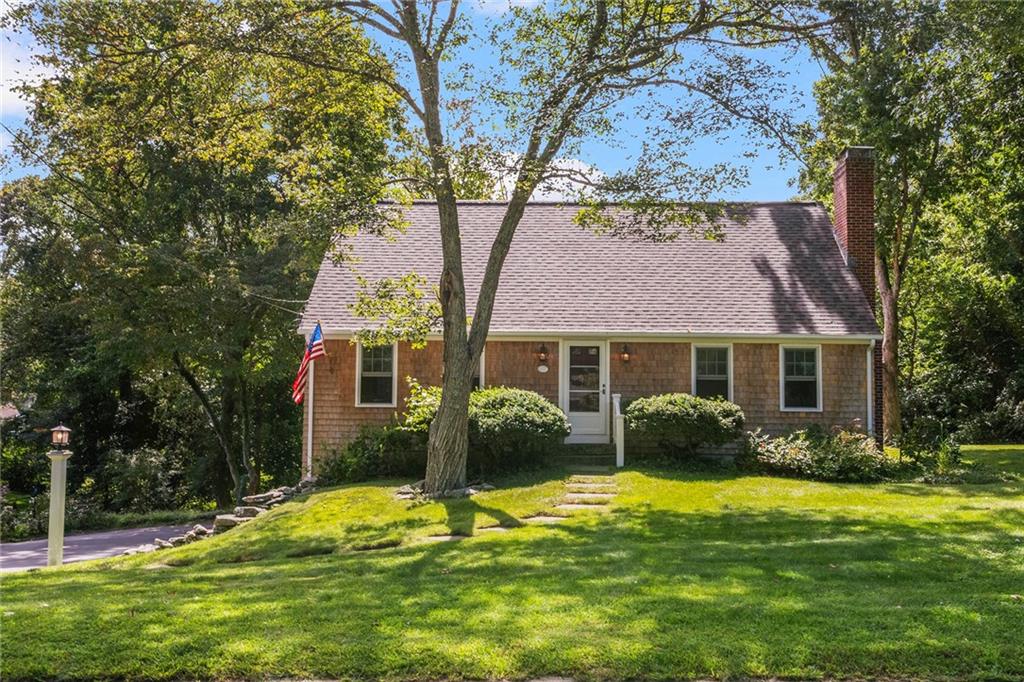 102 Edgewater Road Property Photo 3