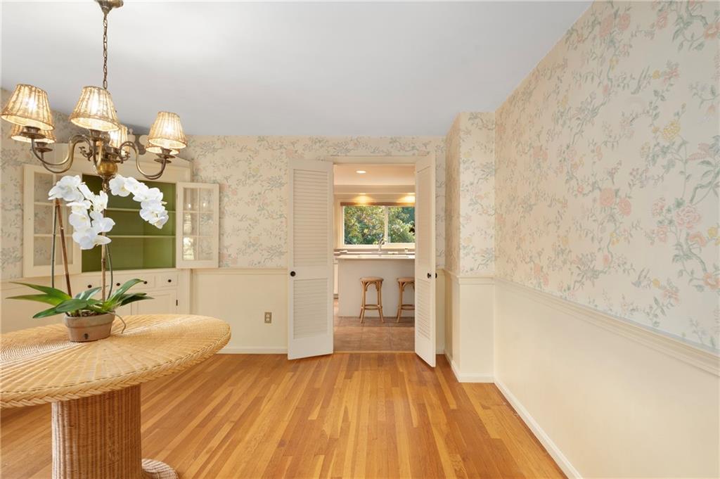 102 Edgewater Road Property Photo 14