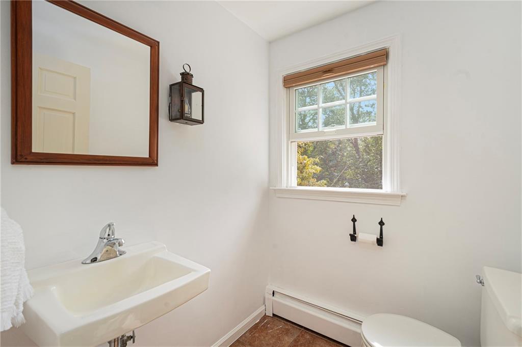 102 Edgewater Road Property Photo 22
