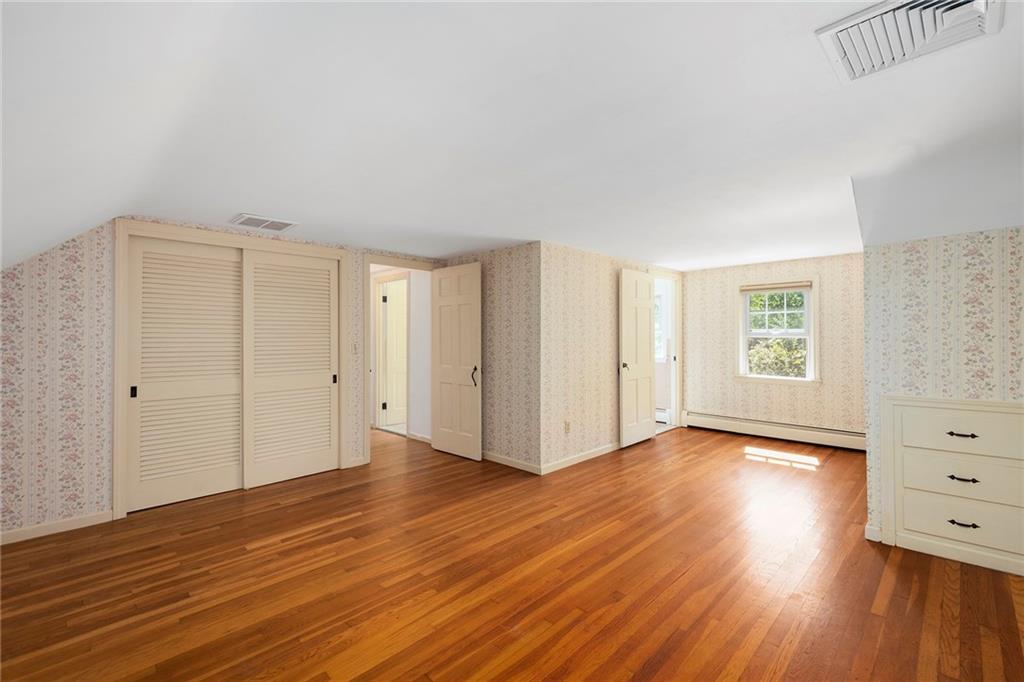 102 Edgewater Road Property Photo 26