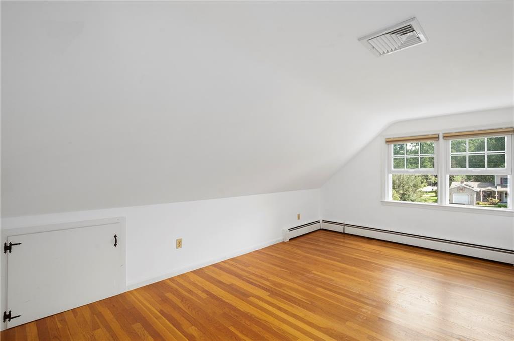102 Edgewater Road Property Photo 28
