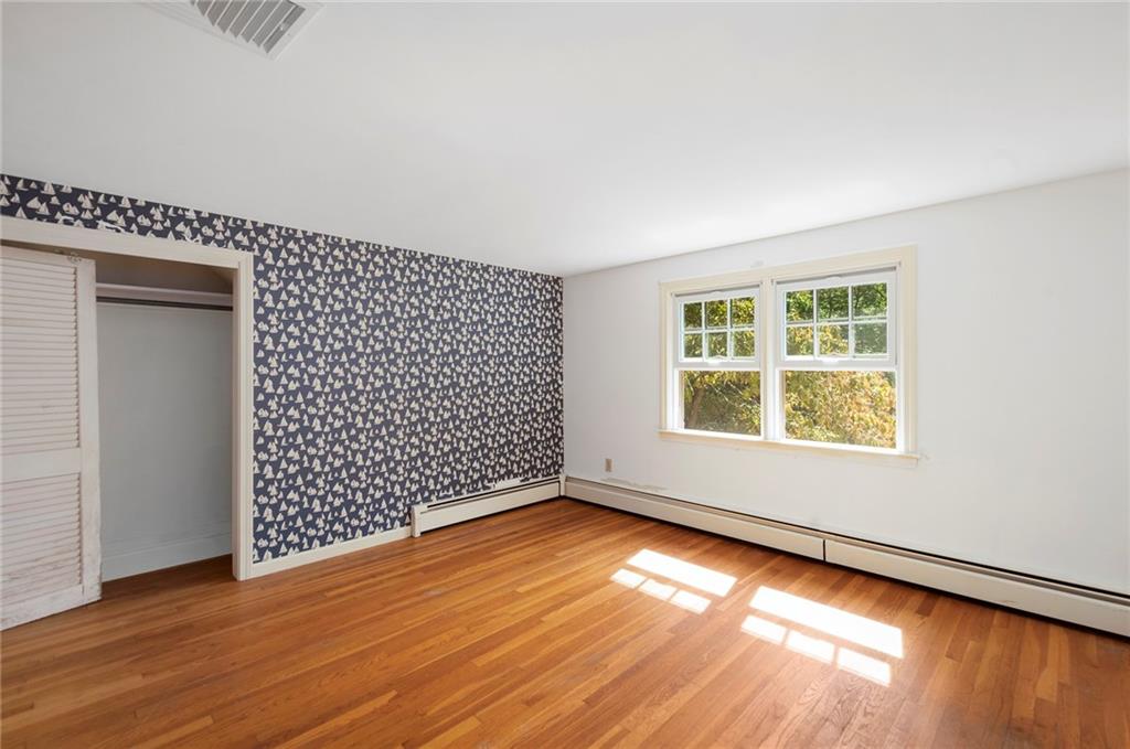 102 Edgewater Road Property Photo 29