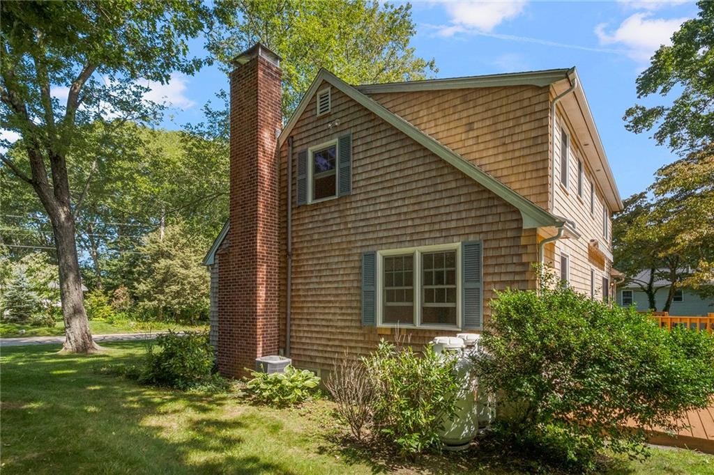 102 Edgewater Road Property Photo 32