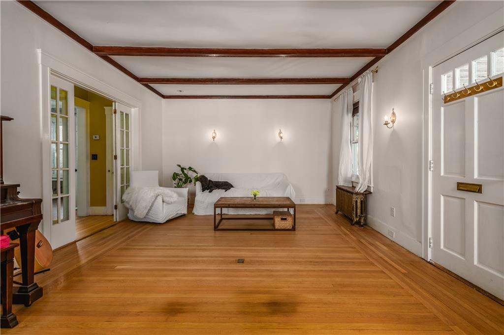 173 Lexington Avenue Property Photo 8