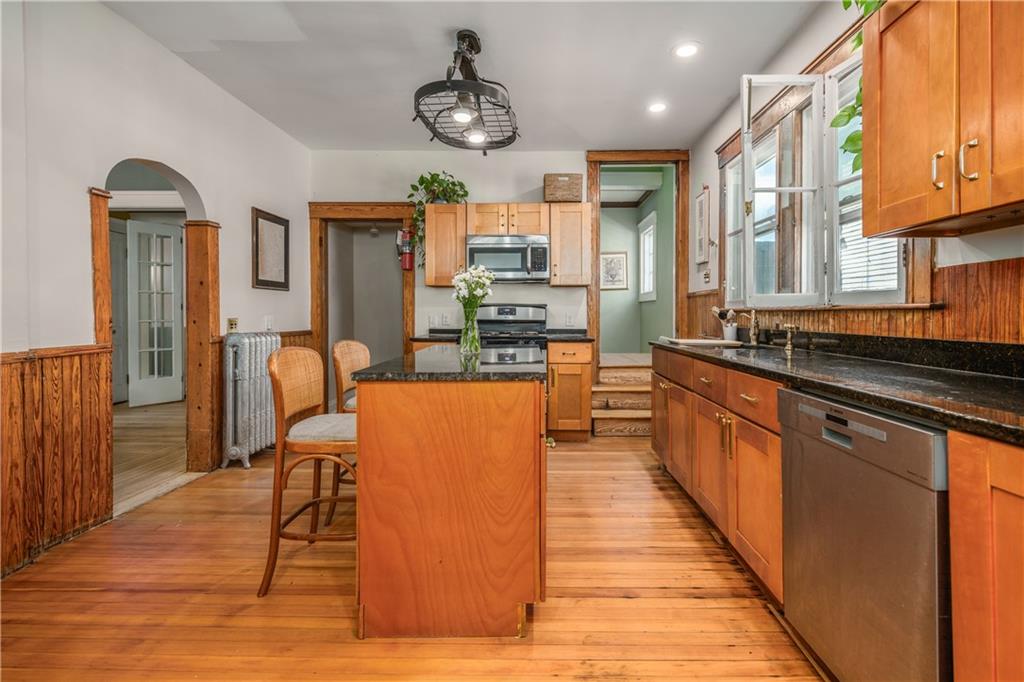 173 Lexington Avenue Property Photo 19