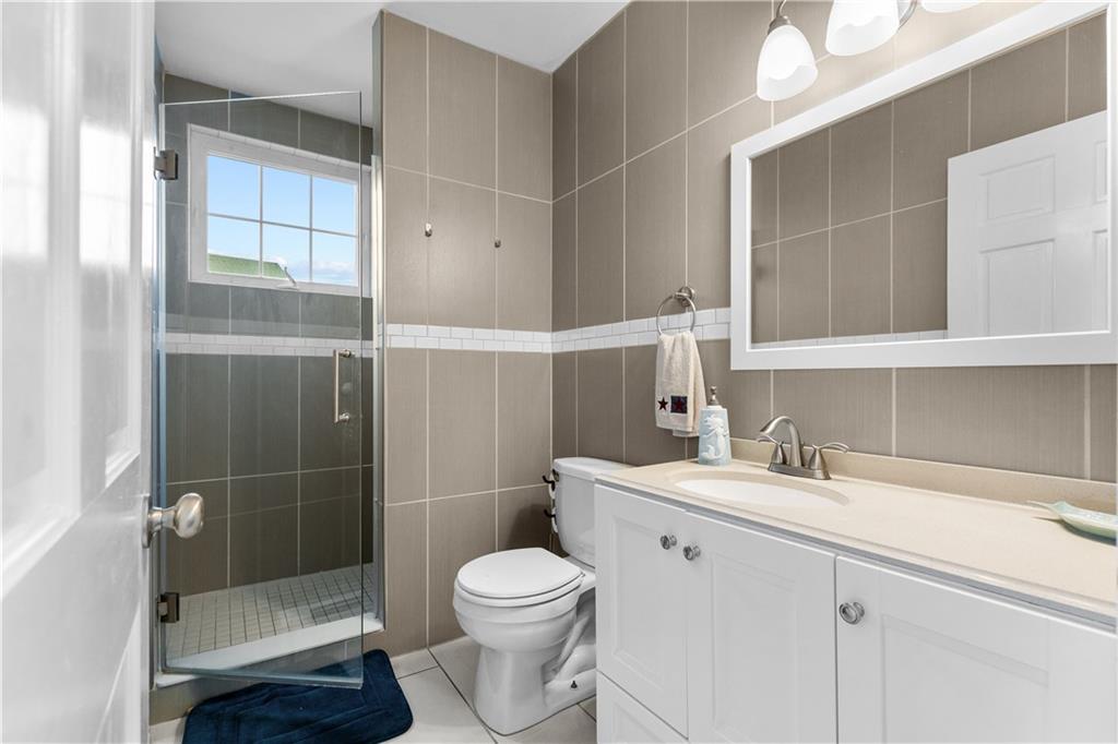 8 Franklin Street Unit 3 Property Photo 21