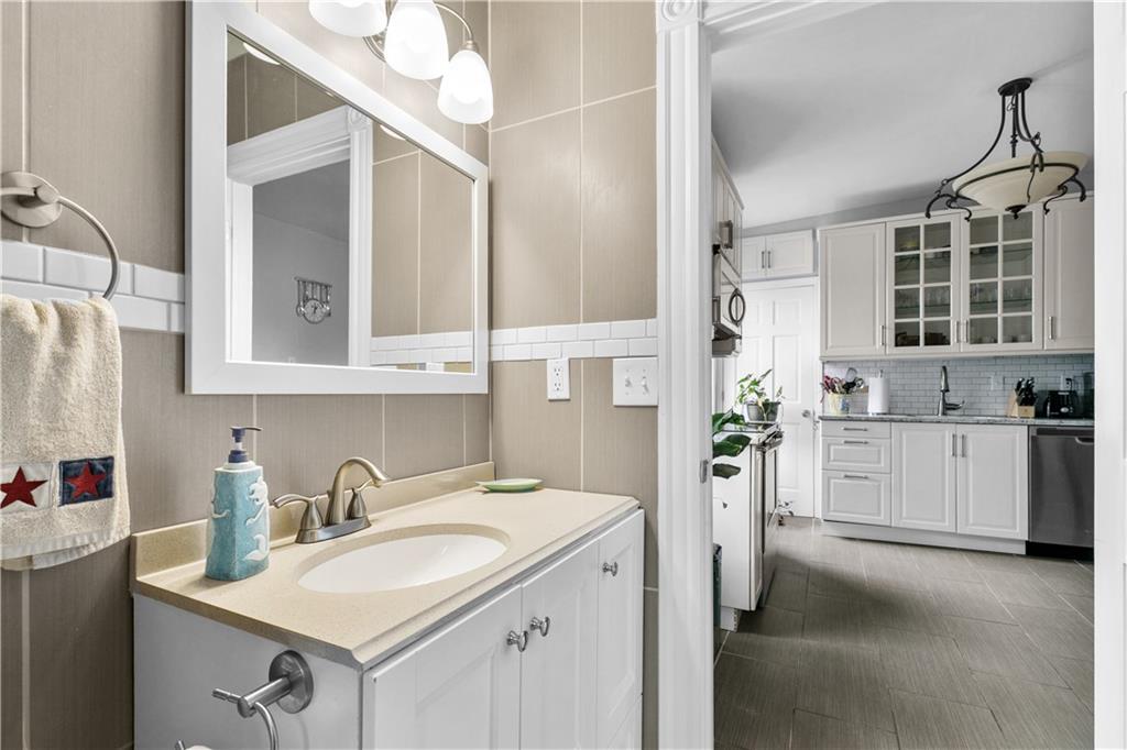 8 Franklin Street Unit 3 Property Photo 22