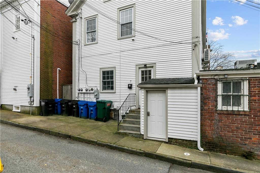 8 Franklin Street Unit 3 Property Photo 23