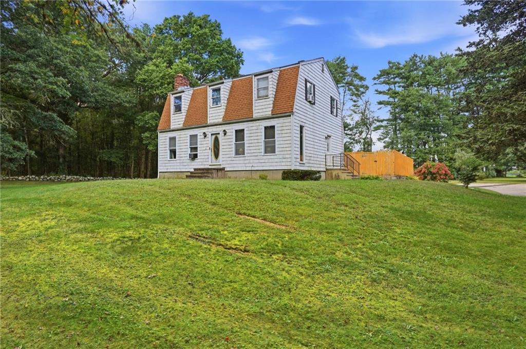107 Church Street Property Photo 2