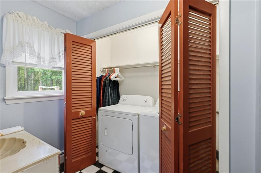 107 Church Street Property Photo 22