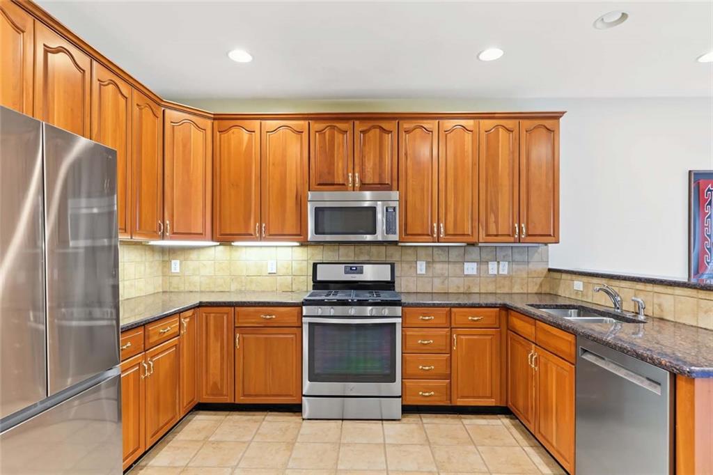 20 Ivy Garden Way Property Photo 8