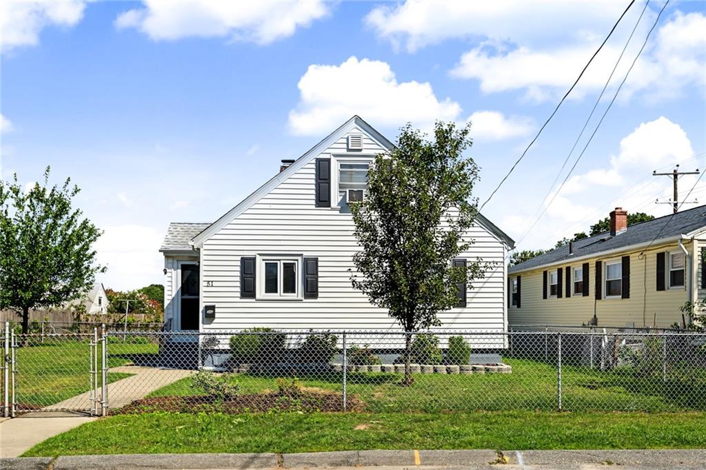51 Lowell Street Property Photo 1