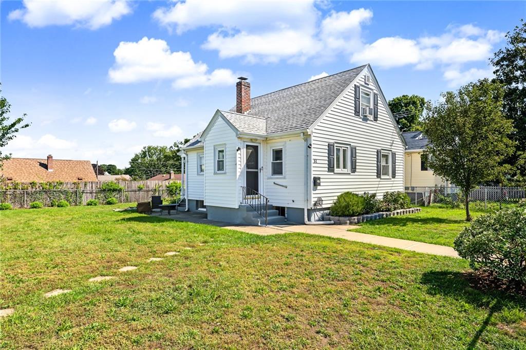 51 Lowell Street Property Photo 5