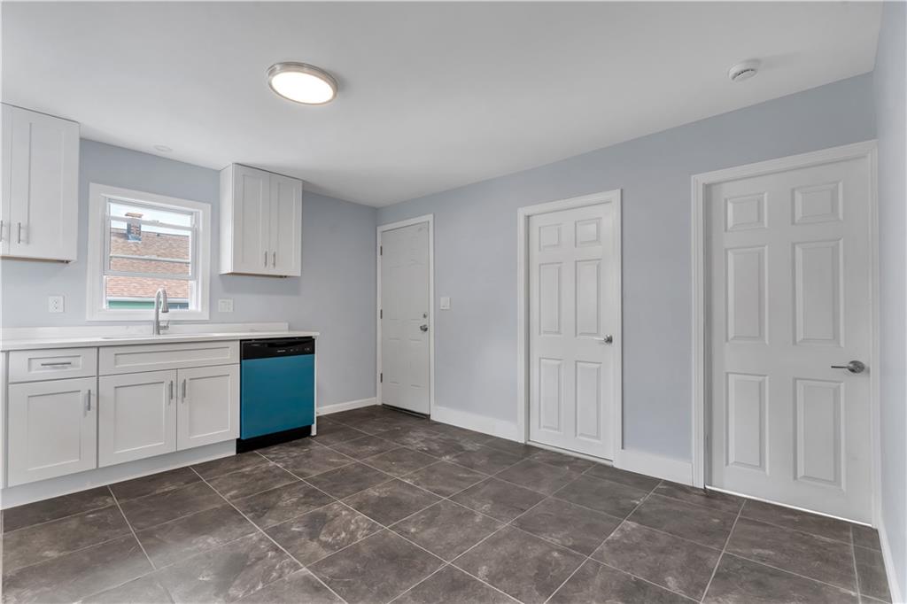 40 Barber Avenue Property Photo 28