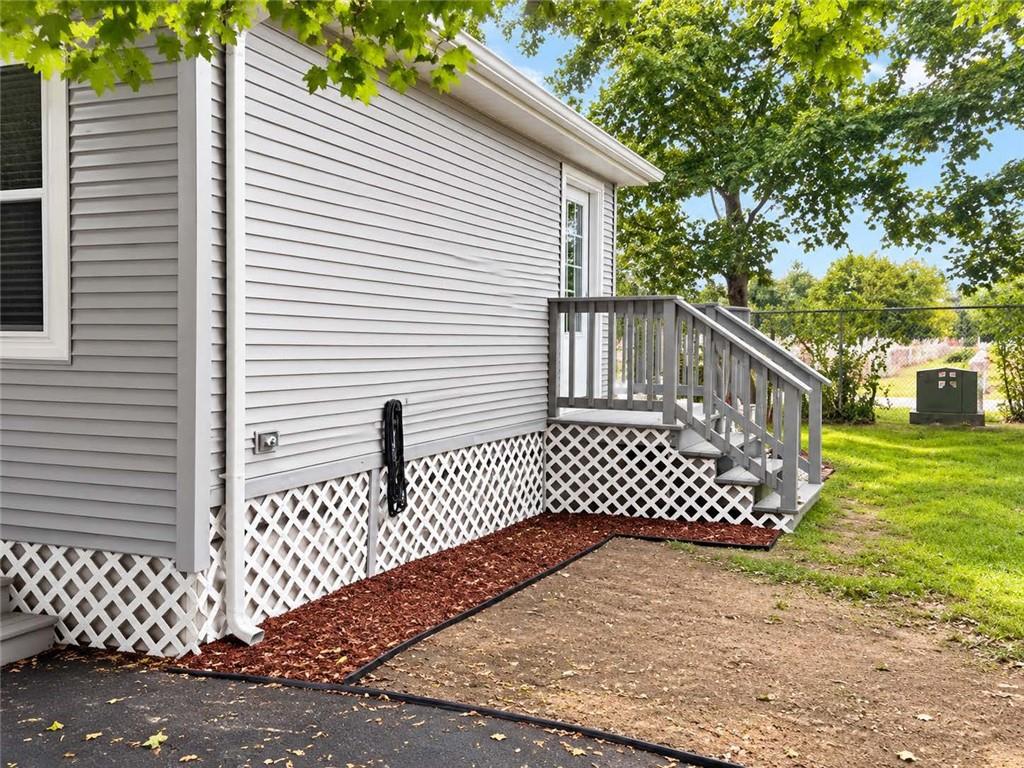 30 Eddington Street Property Photo 6