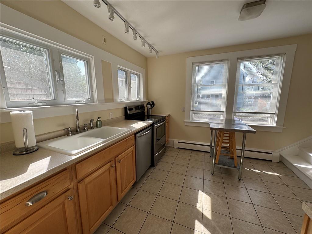 49 Connection Street Property Photo 7
