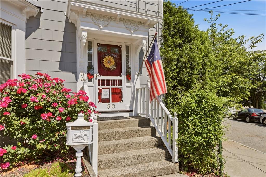 30 Whipple Street Property Photo 4