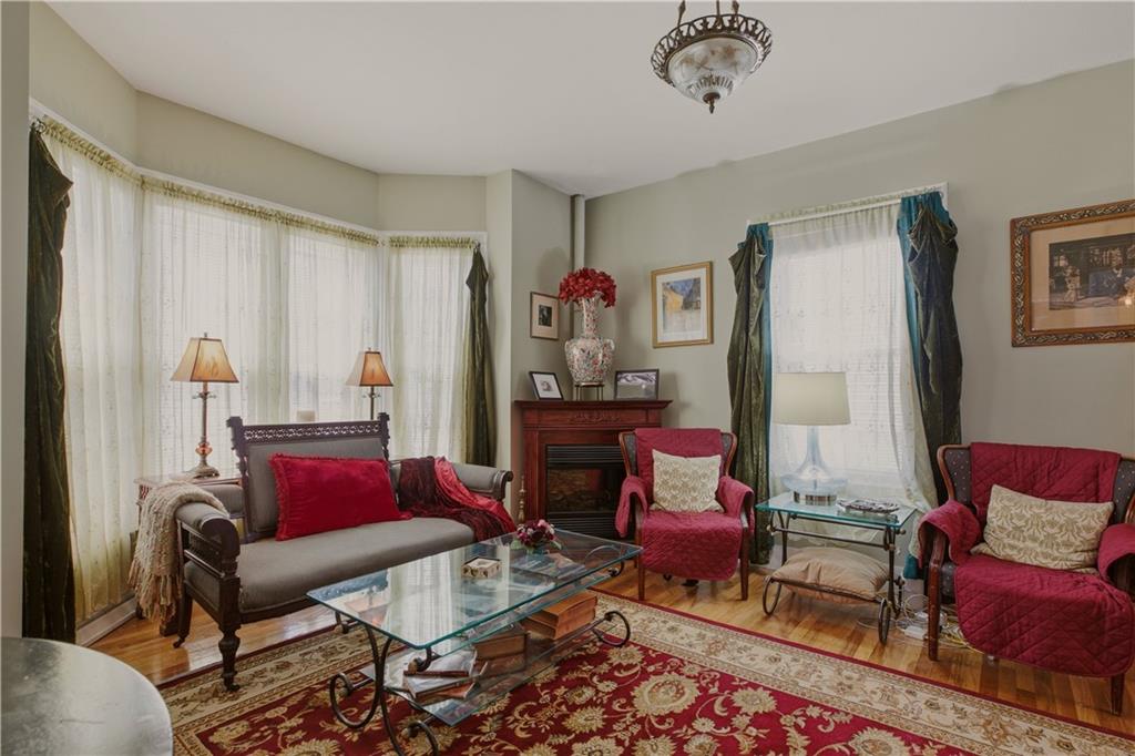 30 Whipple Street Property Photo 10