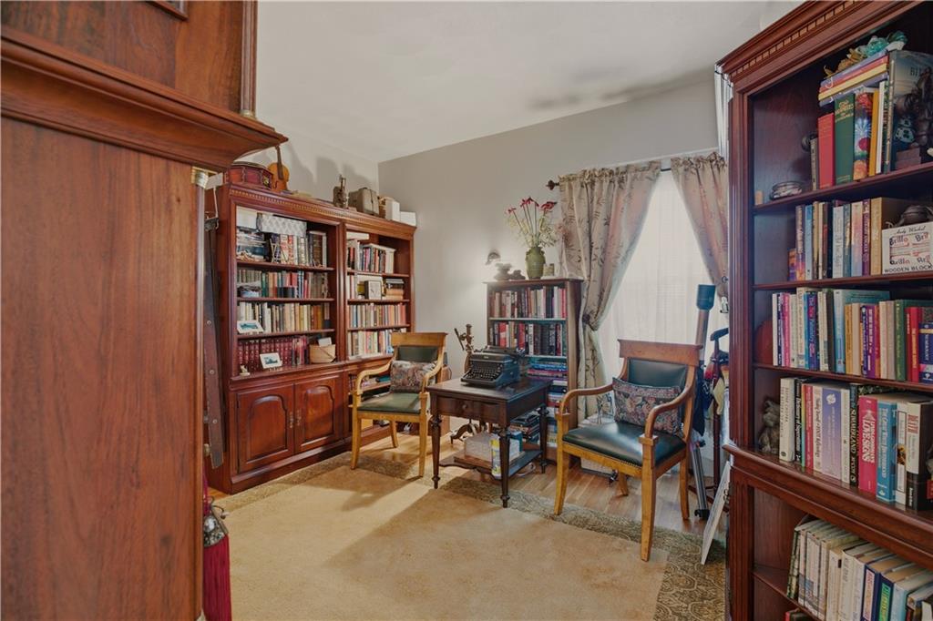 30 Whipple Street Property Photo 17