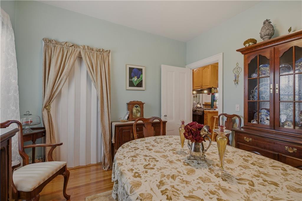 30 Whipple Street Property Photo 23