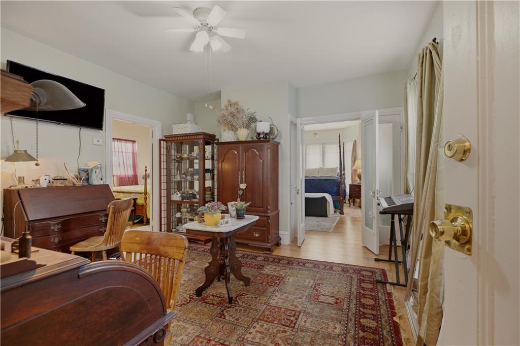 30 Whipple Street Property Photo 24