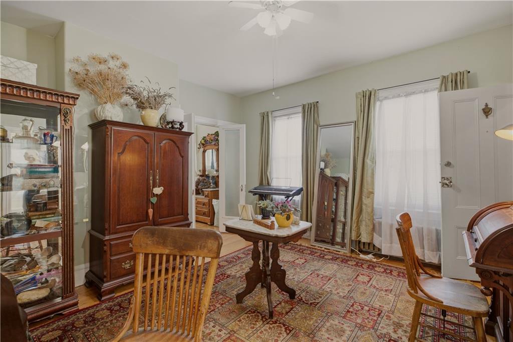 30 Whipple Street Property Photo 25
