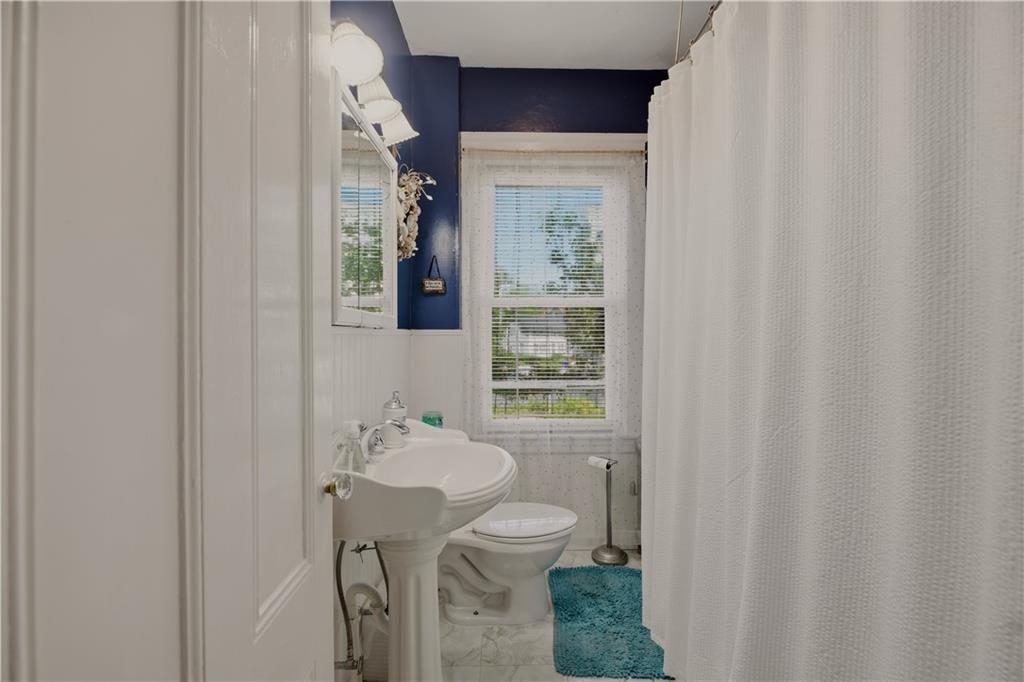 30 Whipple Street Property Photo 31