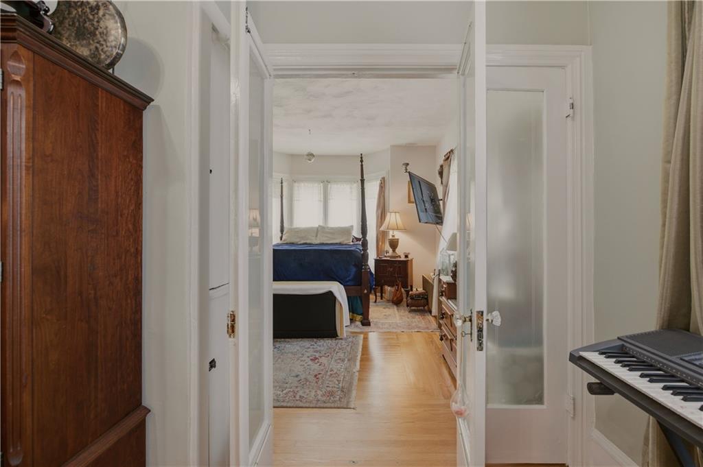 30 Whipple Street Property Photo 34